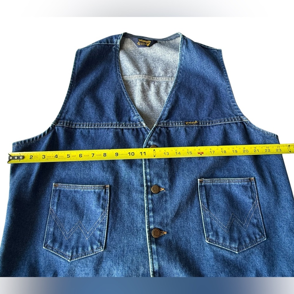 Vintage Wrangler 14oz Denim Vest, Unisex USA L XL - Picture 4 of 9